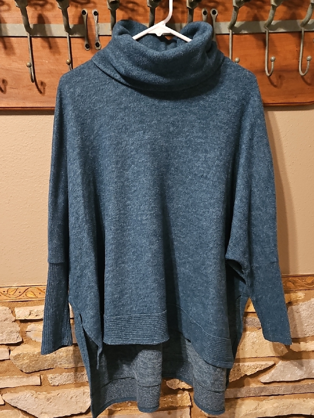 Cherish Soft High Low Fleece Cowl Neck Top Size XL